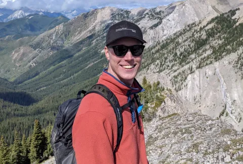 UBC alum Koen Duineveld, hiking and enjoying nature.